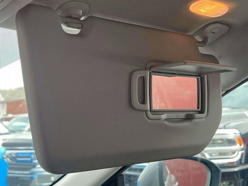Used 2023 Nissan Rogue SV FWD image 35