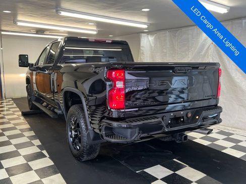 Used 2025 Chevrolet Silverado 2500 Custom w/ Custom Value Package image 16