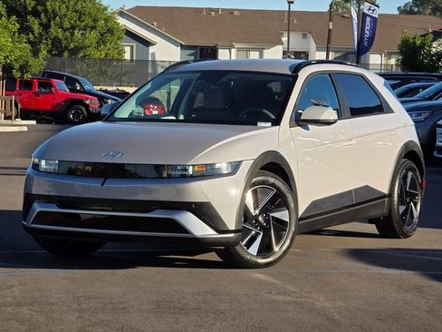 Used 2025 Hyundai Ioniq 5 SEL image 2