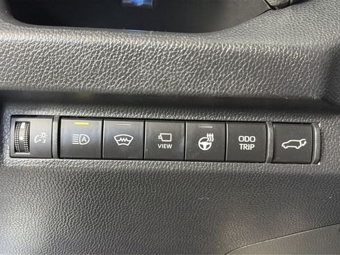 Used 2023 Toyota RAV4 XSE AWD/4WD image 31