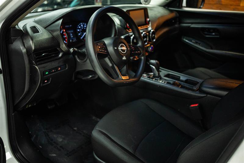 Used 2024 Nissan Sentra S FWD image 8