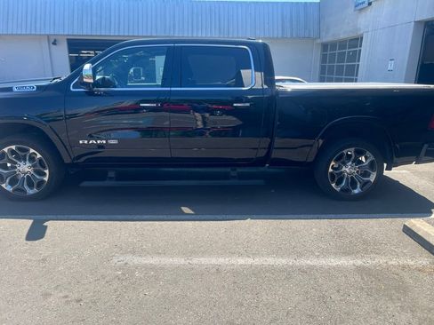Used 2022 RAM 1500 Limited AWD/4WD image 3