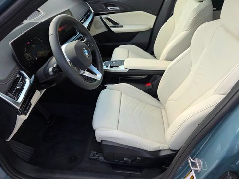 New 2026 BMW X1 xDrive28i AWD/4WD image 7