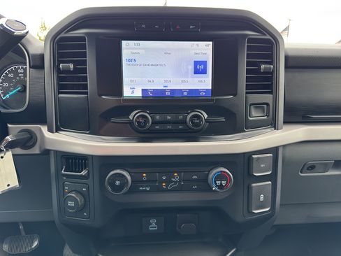 Used 2023 Ford F150 XLT image 15