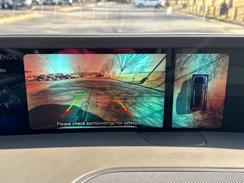 Used 2025 Lincoln Nautilus Premier w/ Equipment Group 102A image 20