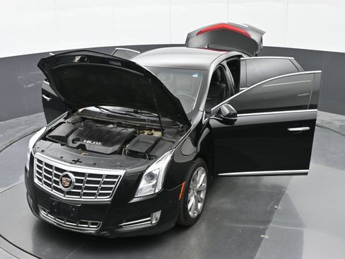 Used 2014 Cadillac XTS Luxury w/ Driver Awareness Package FWD image 45