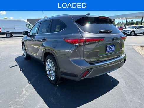 Used 2022 Toyota Highlander Limited AWD/4WD image 6