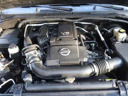 Used 2018 Nissan Frontier SV image 22