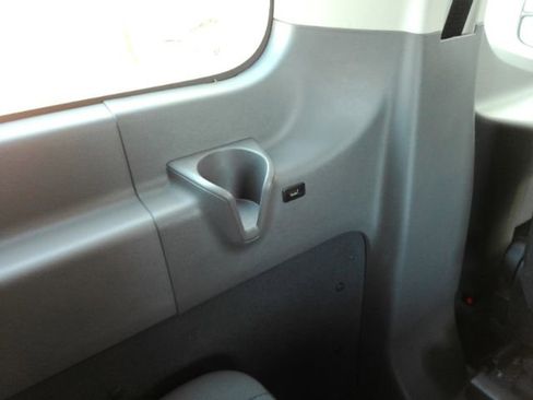 Used 2024 Ford Transit 350 XLT image 22