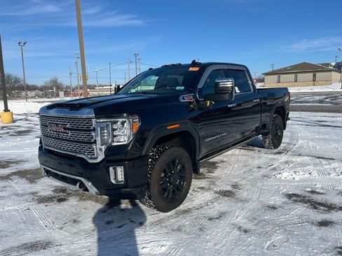 Used 2022 GMC Sierra 2500 Denali w/ Denali Black Diamond Edition image 7
