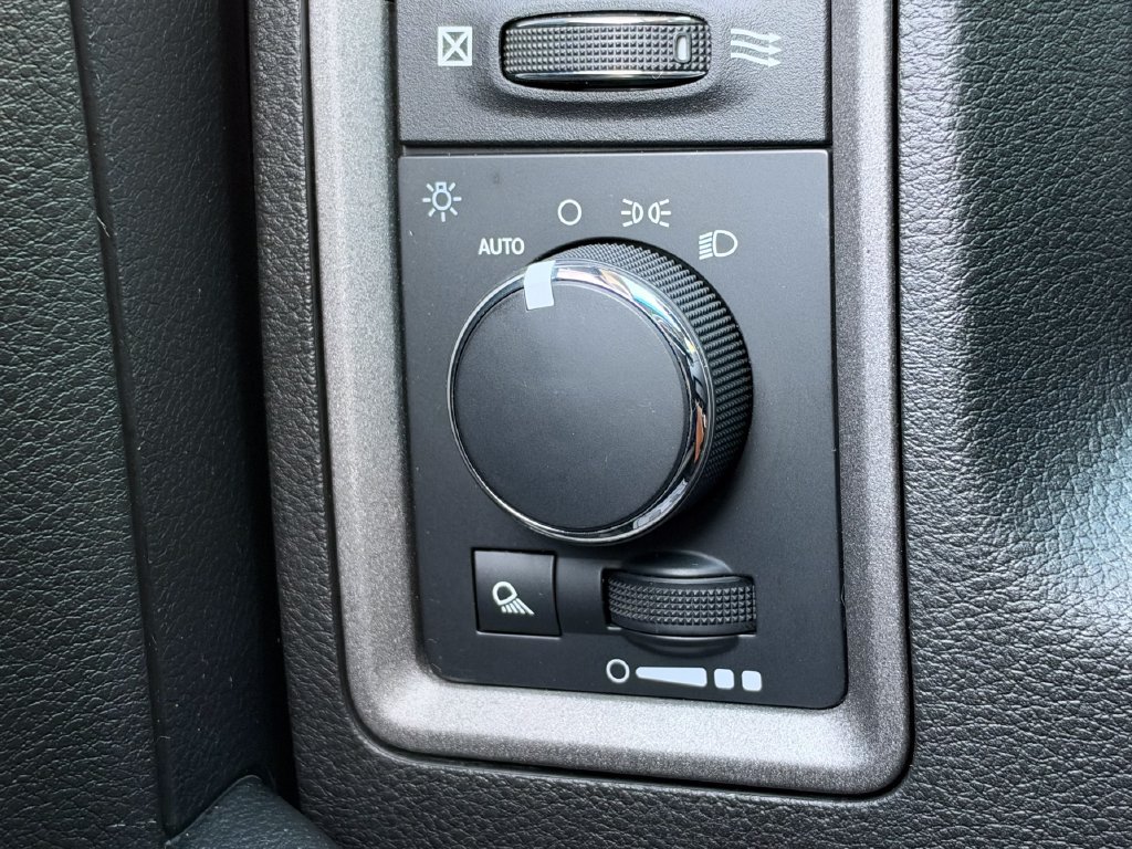 Used 2023 RAM 1500 Tradesman RWD image 31