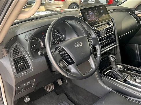 Certified 2024 INFINITI QX80 Luxe image 13