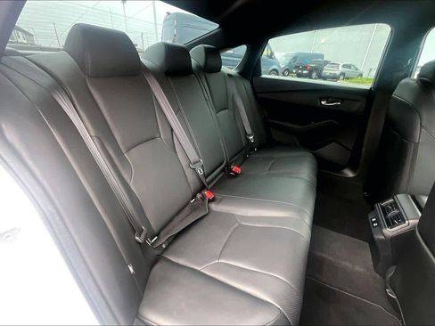 Used 2025 Honda Accord Sport image 21