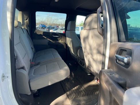 Used 2021 Chevrolet Silverado 1500 LT w/ Bed Protection Package image 10