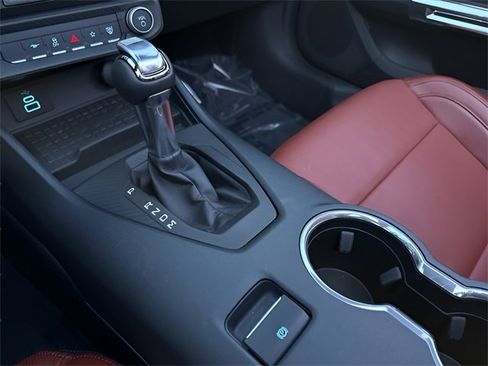 Used 2024 Ford Mustang GT Premium image 27