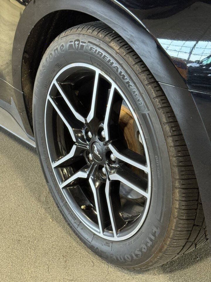 Used 2018 Ford Mustang Premium RWD image 14