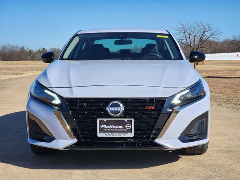 Used 2025 Nissan Altima 2.5 SR image 6