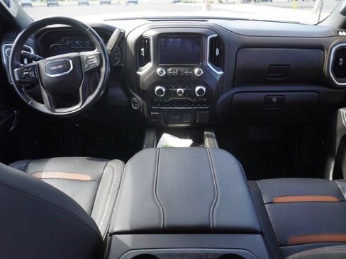 Used 2023 GMC Sierra 3500 AT4 w/ AT4 Preferred Package AWD/4WD image 13
