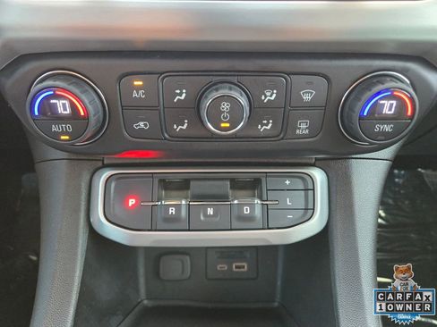 Used 2020 GMC Acadia SLT w/ Driver Alert Package II image 38