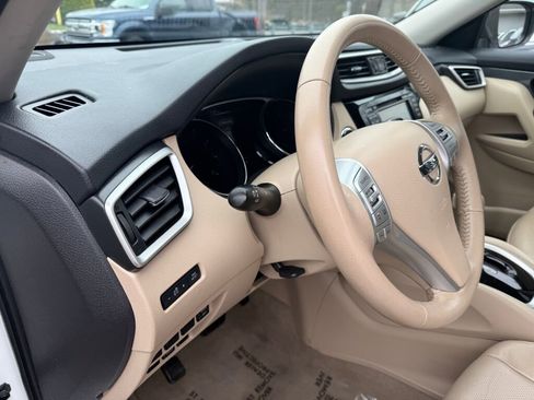 Used 2014 Nissan Rogue SL image 10