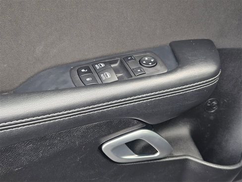 Certified 2023 Dodge Challenger GT image 11