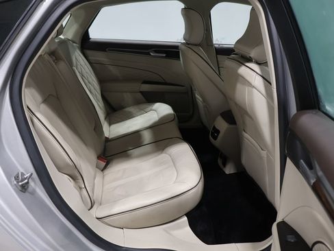 Used 2017 Ford Fusion Platinum image 19