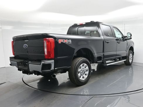 Certified 2024 Ford F250 XLT w/ FX4 Off-Road Package image 28