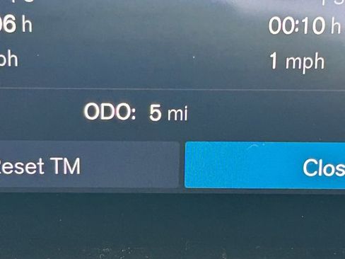 New 2026 Volvo XC60 B5 Ultra w/ Climate Package image 30