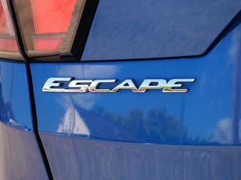 Used 2018 Ford Escape SE AWD/4WD image 10