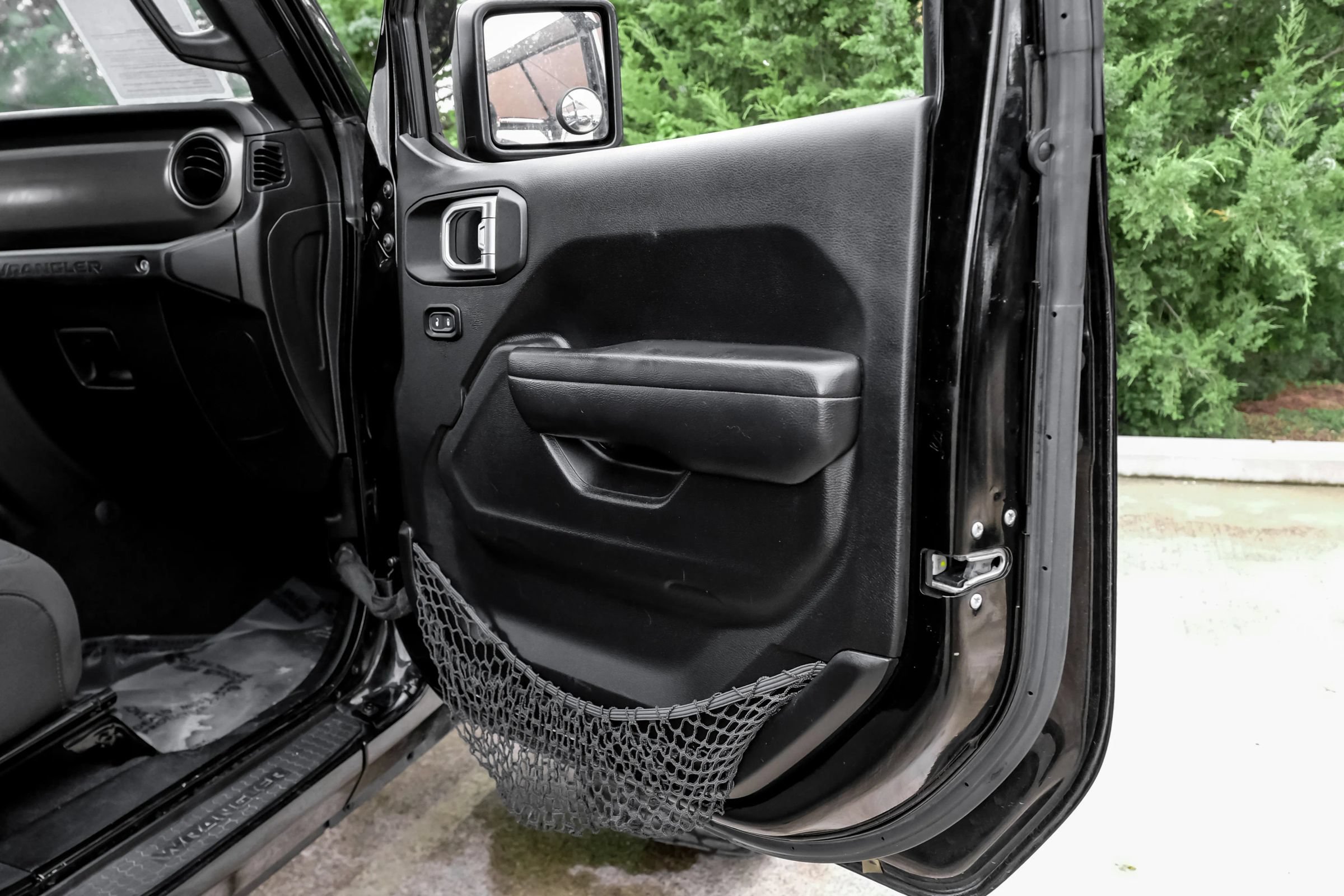 Used 2018 Jeep Wrangler Unlimited Sport S AWD/4WD image 45