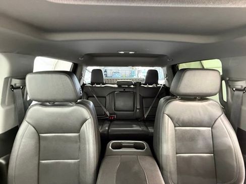 Used 2025 Chevrolet Silverado 1500 LTZ AWD/4WD image 30