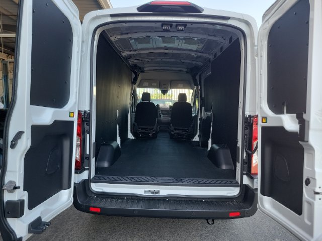 New 2027 Ford Transit 250 148 Medium Roof w/ Load Area Protection Package RWD image 7