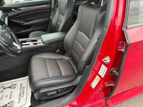 Used 2019 Honda Accord Sport image 29