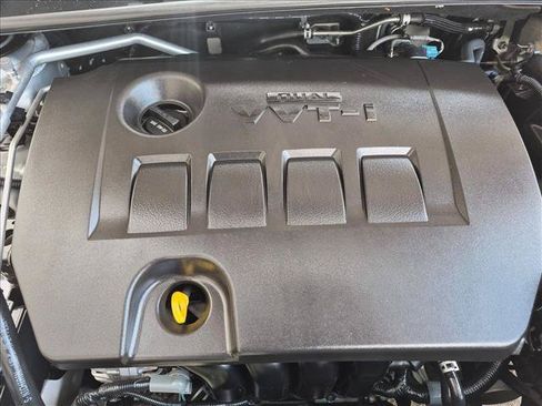 Used 2019 Toyota Corolla LE FWD image 22