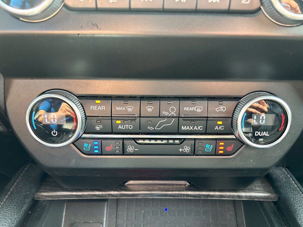 Used 2021 Ford Expedition Limited AWD/4WD image 31
