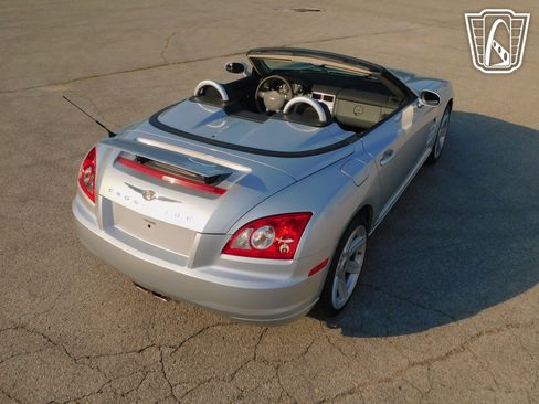 Used 2008 Chrysler Crossfire Limited image 24