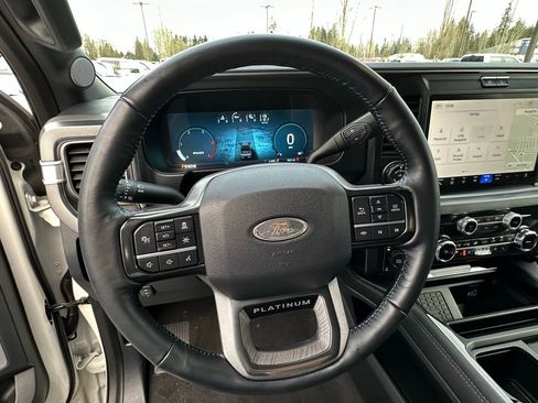 Used 2025 Ford F350 Platinum w/ FX4 Off-Road Package image 11
