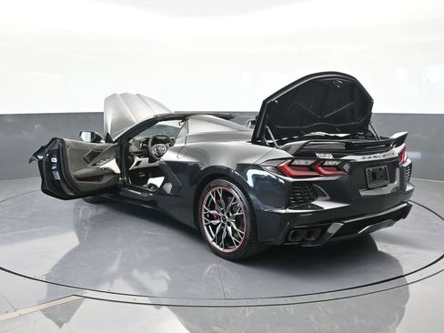 Used 2023 Chevrolet Corvette Stingray Premium Conv w/ Z51 Performance Package image 83