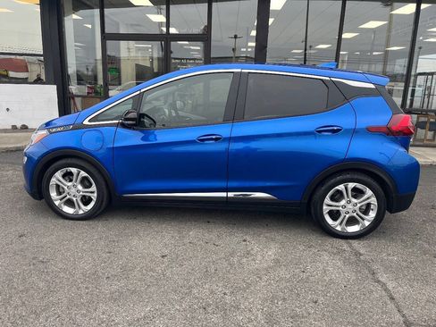 Used 2018 Chevrolet Bolt LT image 3