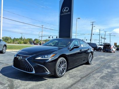 New 2025 Lexus ES 300h w/ Premium Package
