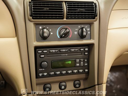 Used 2001 Ford Mustang Cobra RWD image 32