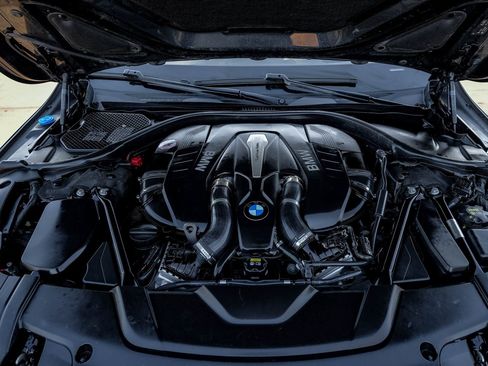 Used 2016 BMW 750i xDrive image 51