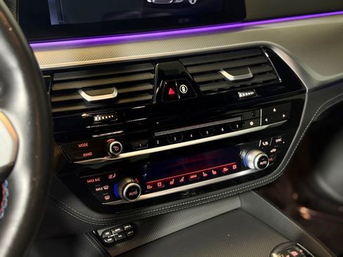 Used 2019 BMW M5 w/ Executive Package image 23