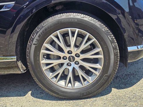 Used 2025 Genesis GV80 2.5T Standard AWD/4WD image 9