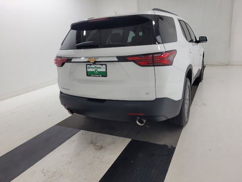 Used 2023 Chevrolet Traverse LT image 7