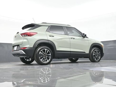 New 2026 Chevrolet TrailBlazer LT w/ Convenience Package FWD image 42