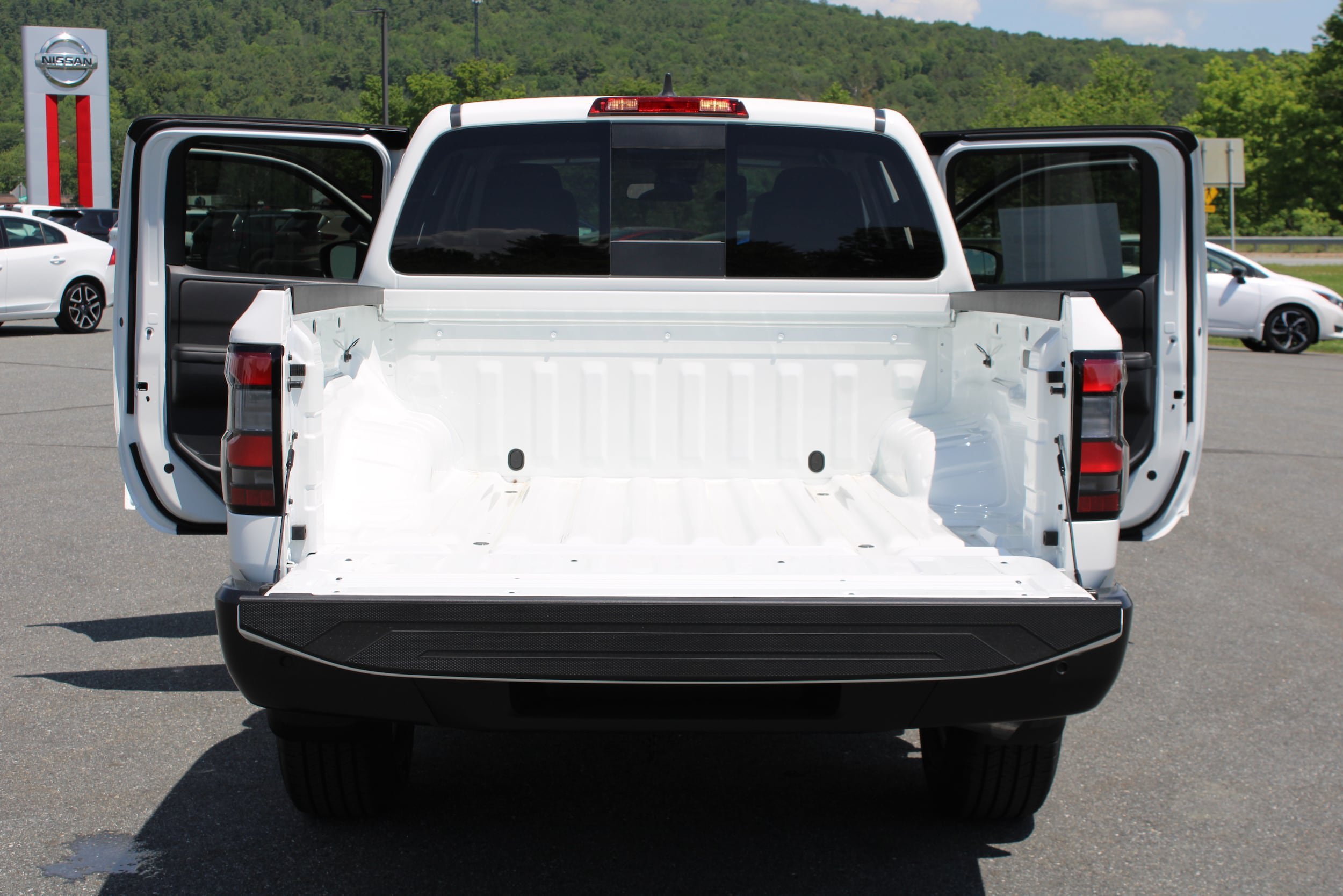 Used 2026 Nissan Frontier S AWD/4WD image 18