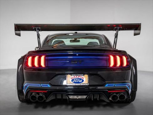 Used 2018 Ford Mustang GT Premium w/ GT Performance Package image 8