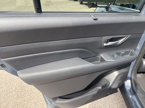 Used 2024 Toyota Grand Highlander Limited image 20