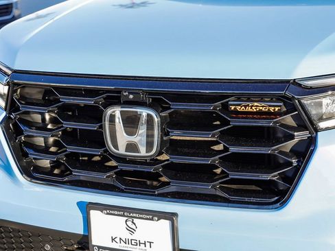 Used 2024 Honda Pilot TrailSport image 6